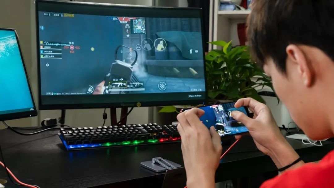 蘋(píng)果玩手機(jī)游戲卡怎么辦_iphone手機(jī)玩游戲_蘋(píng)果手機(jī)怎么玩游戲