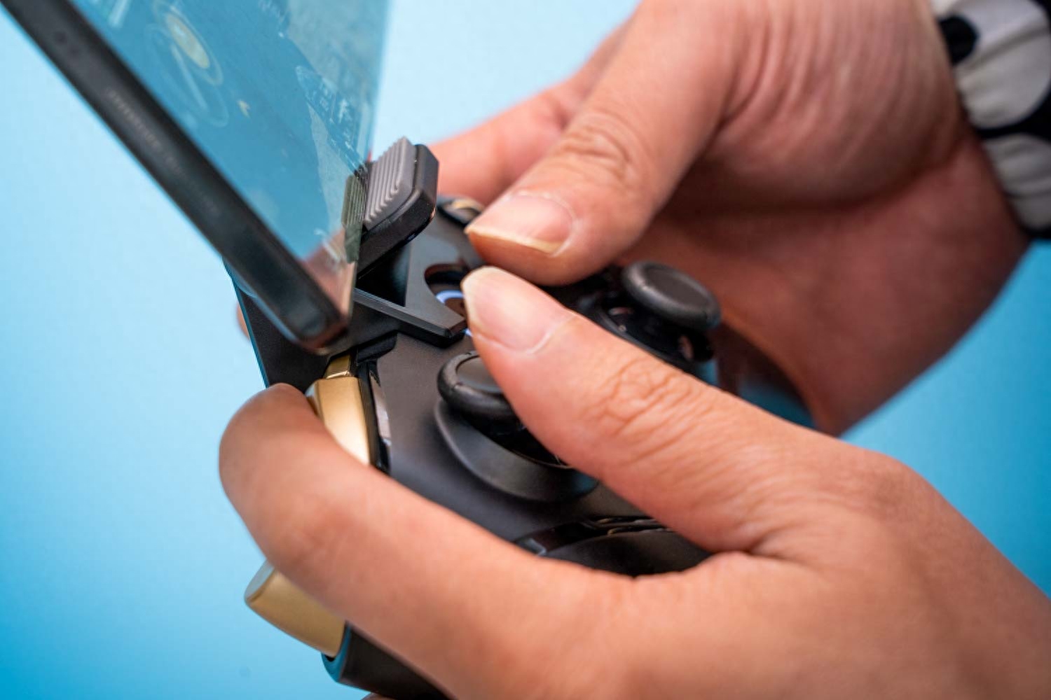 電視怎么玩手機游戲_電視玩手機游戲怎么弄_電視玩手機游戲怎么玩