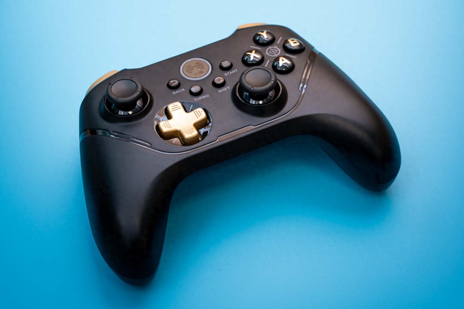 電視玩手機游戲怎么玩_電視玩手機游戲怎么弄_電視怎么玩手機游戲